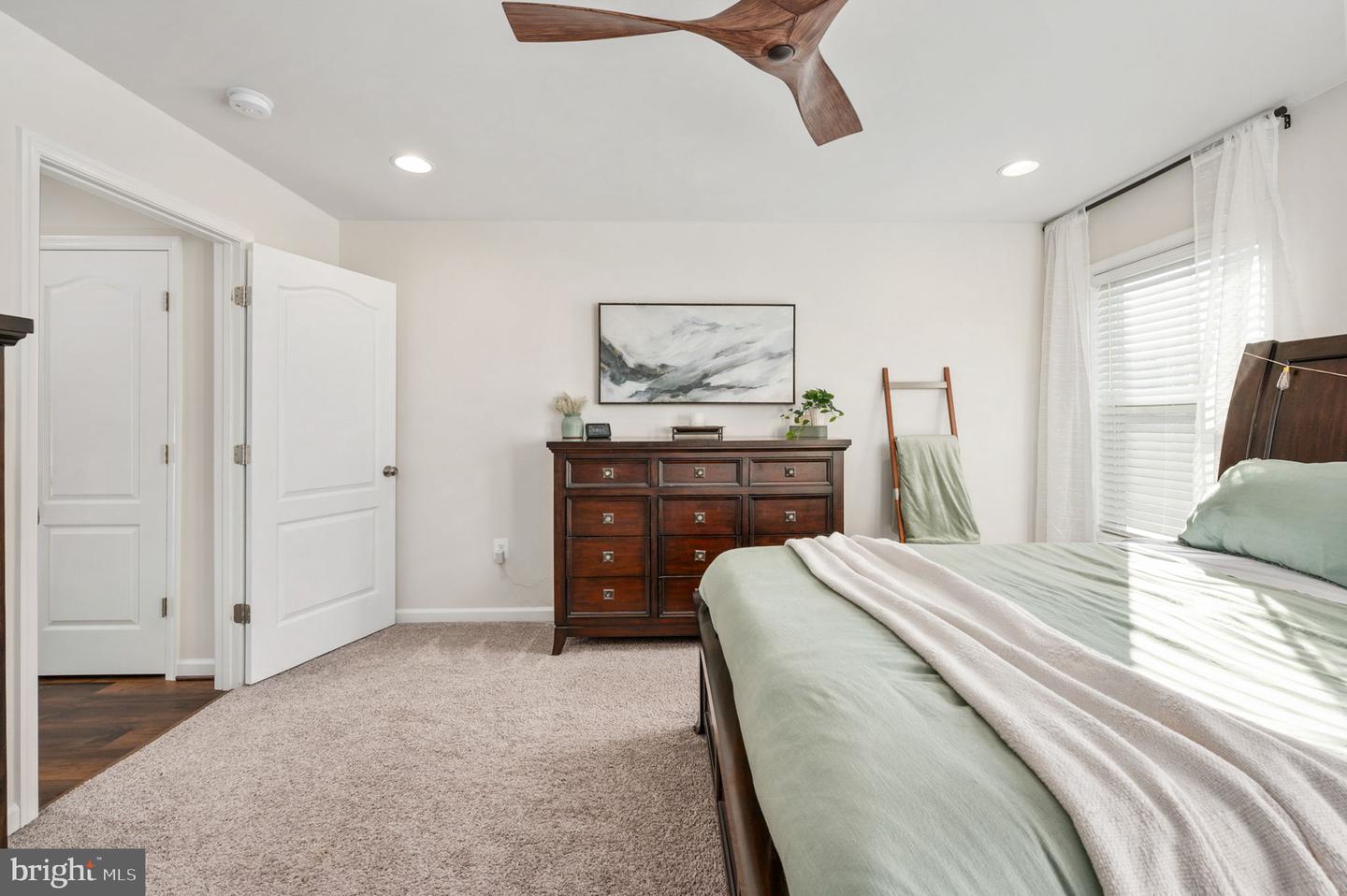 138 Moffett Ln