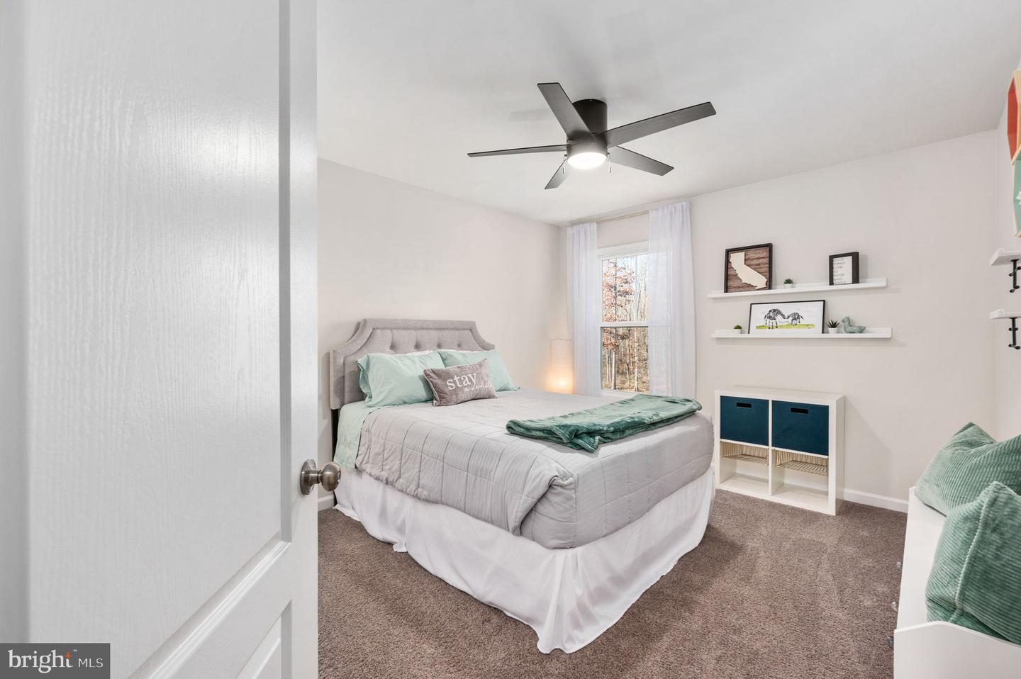 138 Moffett Ln