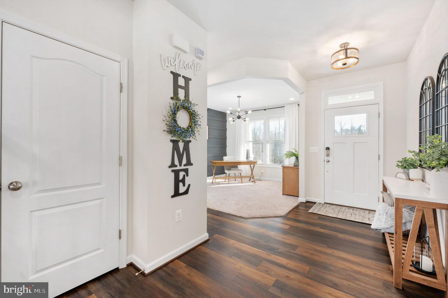 138 Moffett Ln