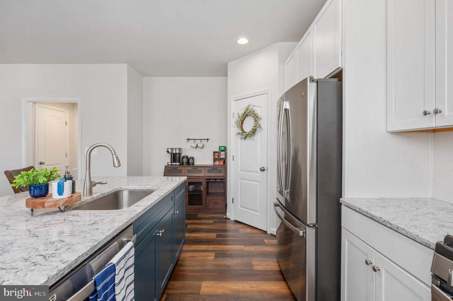 138 Moffett Ln
