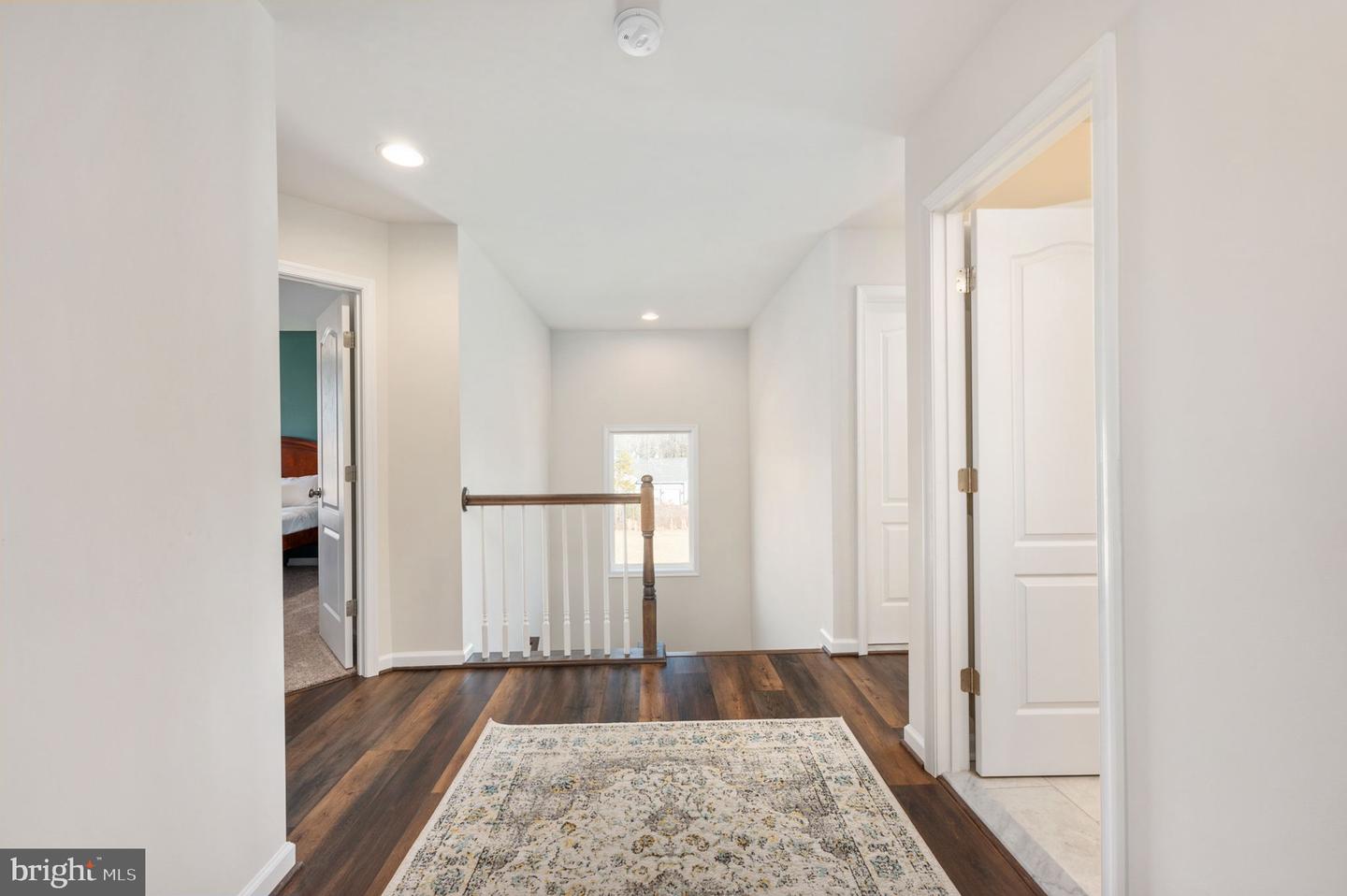 138 Moffett Ln