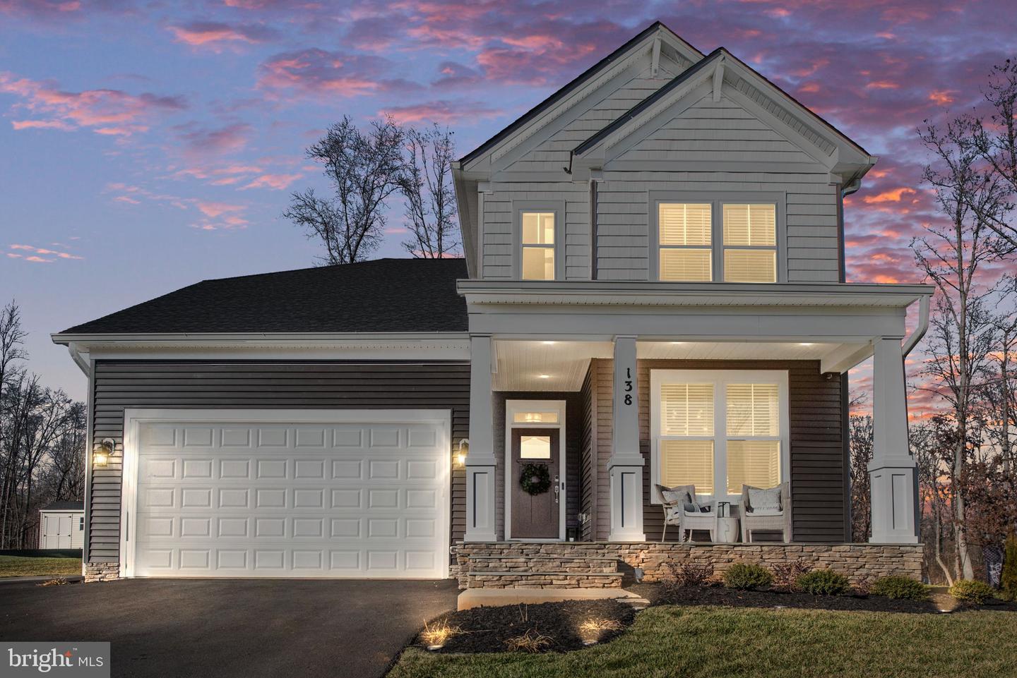 138 Moffett Ln