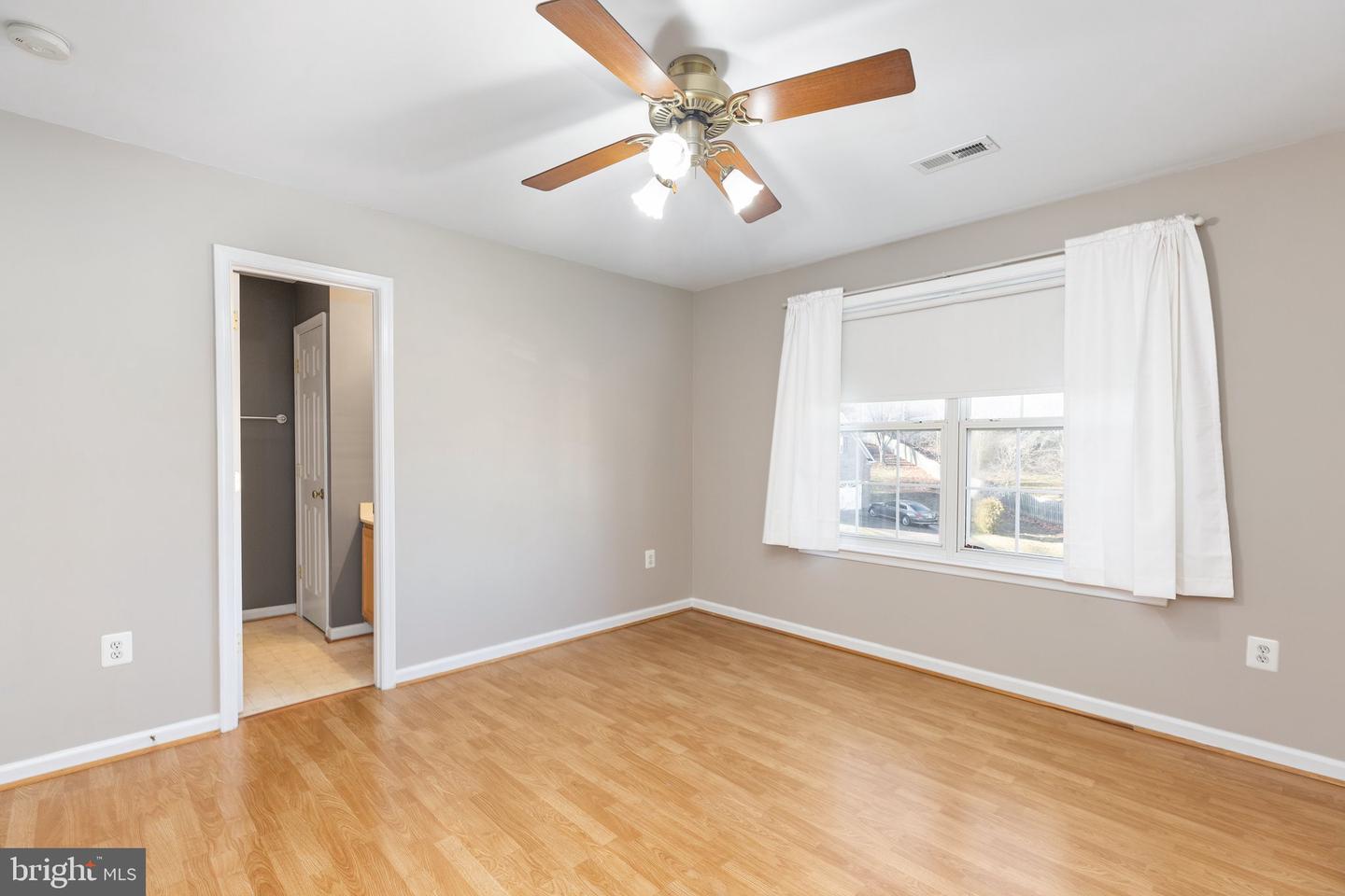 9 Revere Ct