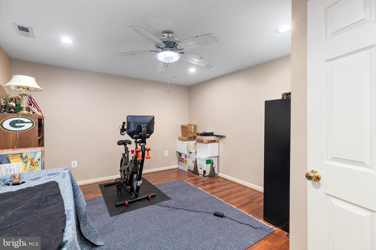 9 Revere Ct