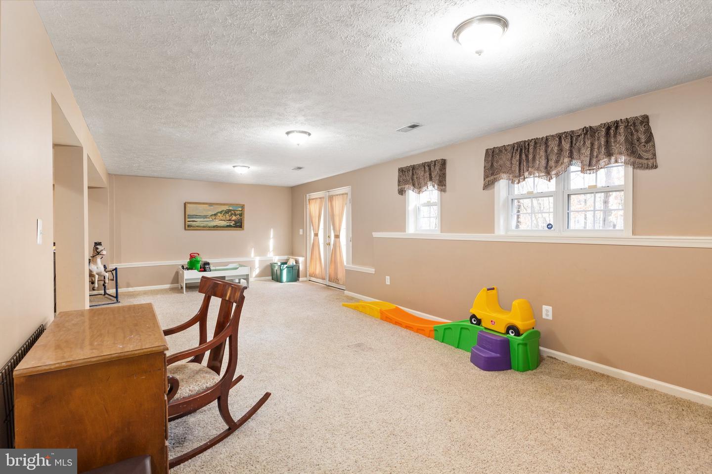 9 Revere Ct
