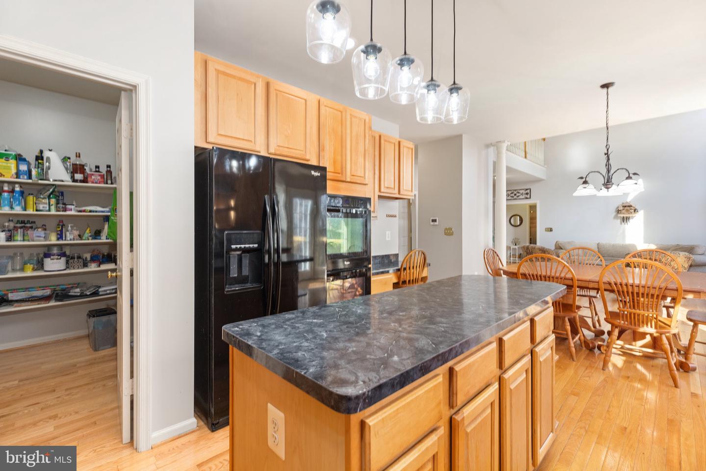 9 Revere Ct
