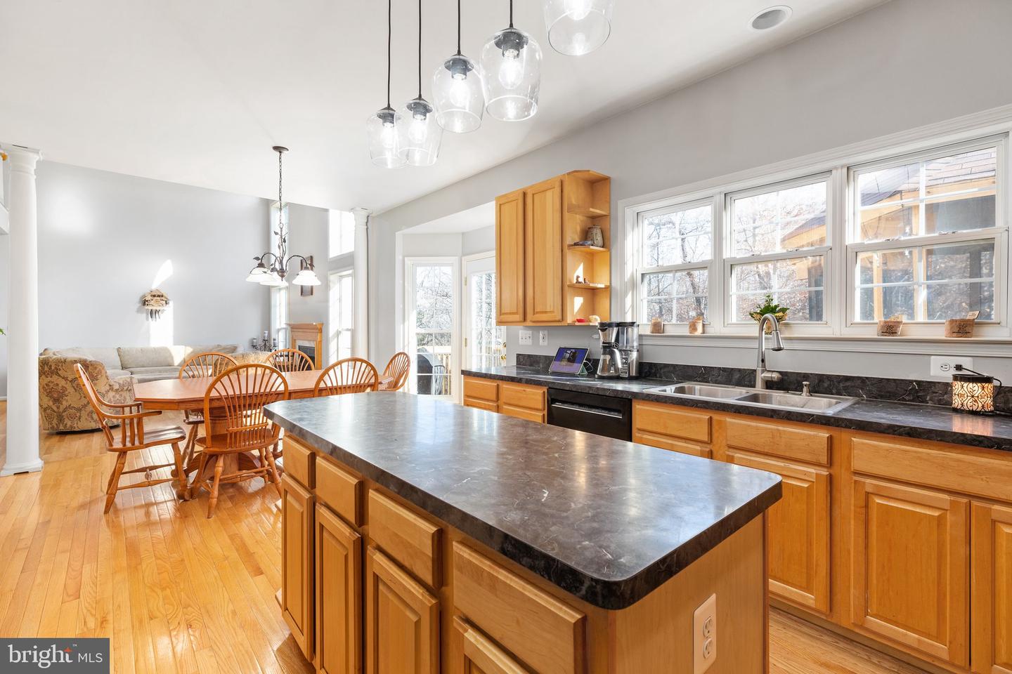 9 Revere Ct
