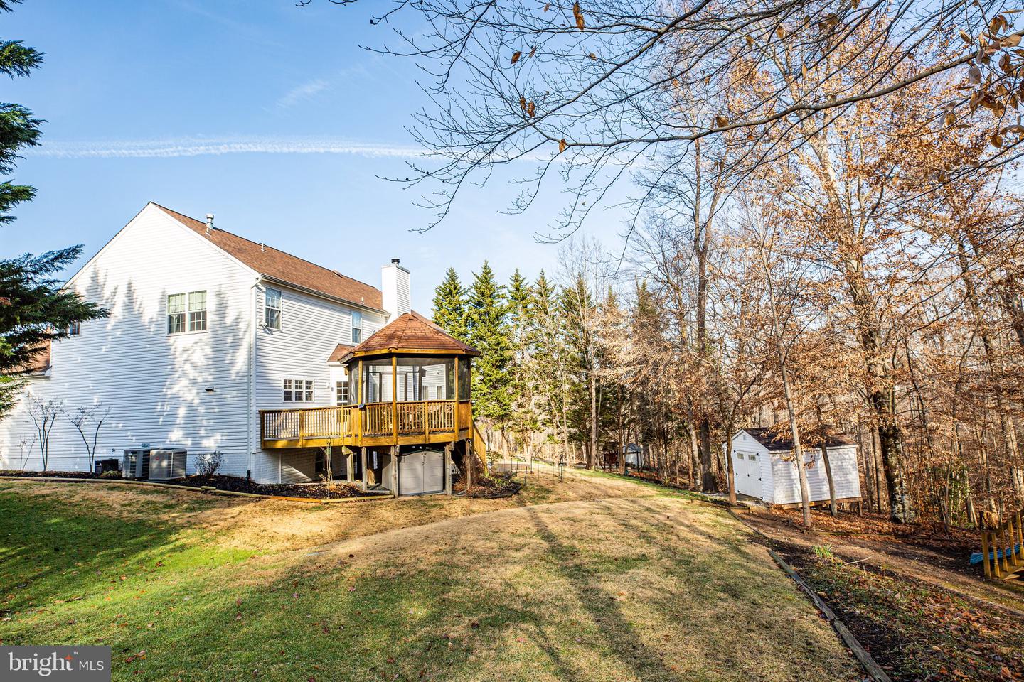 9 Revere Ct