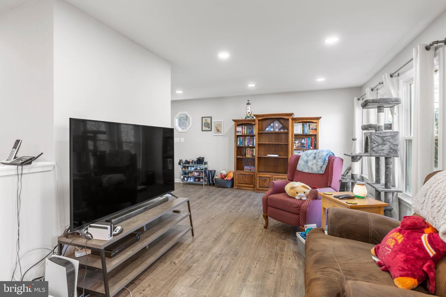 2256 Aquia Dr