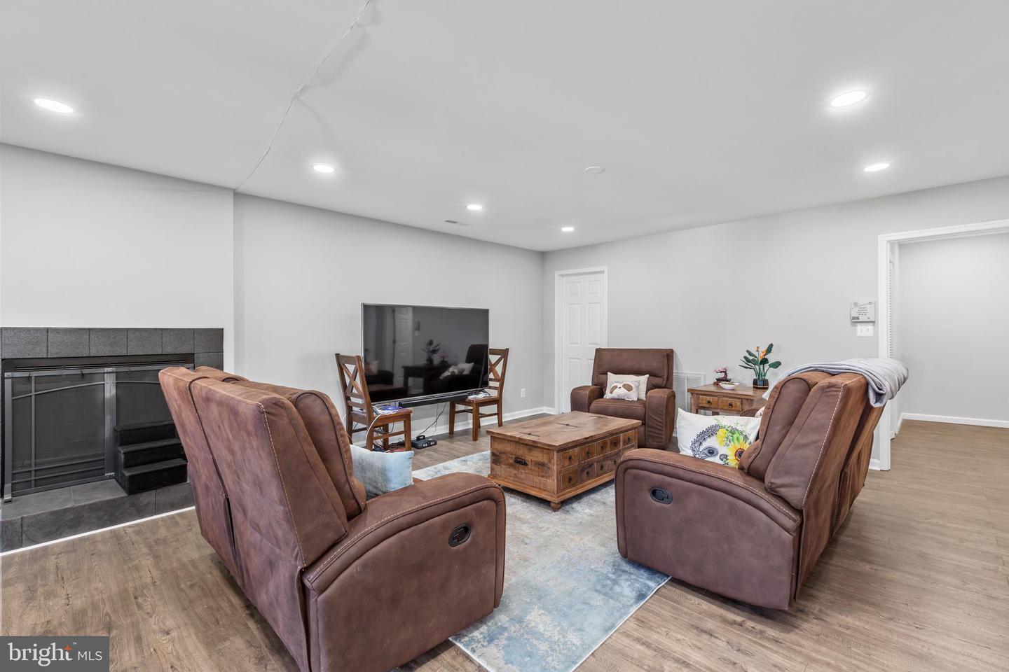 2256 Aquia Dr