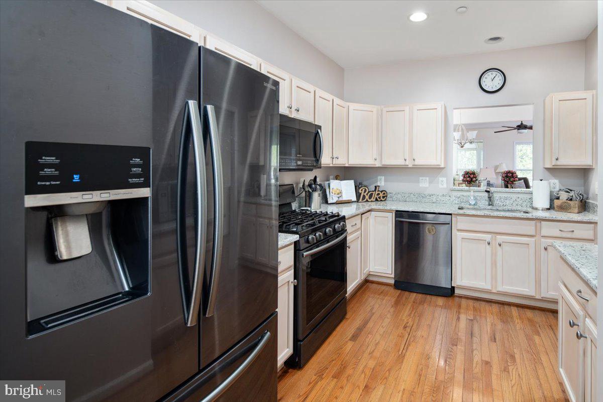 21 Herndon Ct