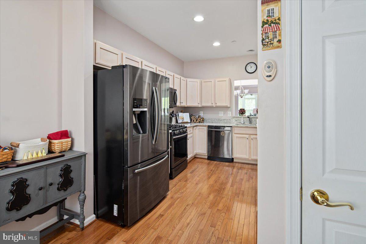 21 Herndon Ct