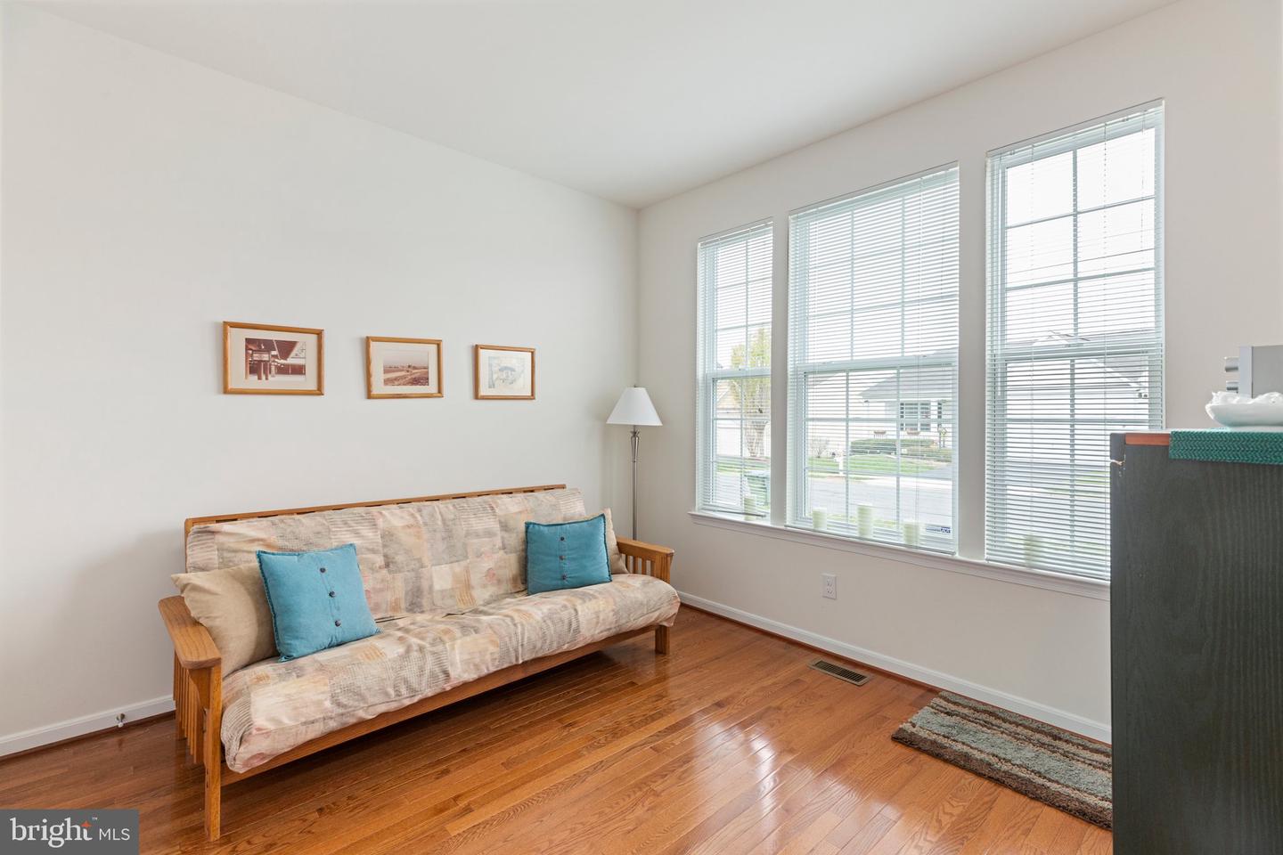 10 Dabney Ct