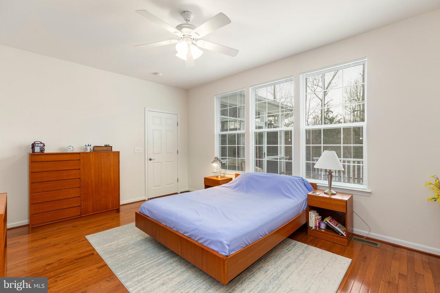 10 Dabney Ct