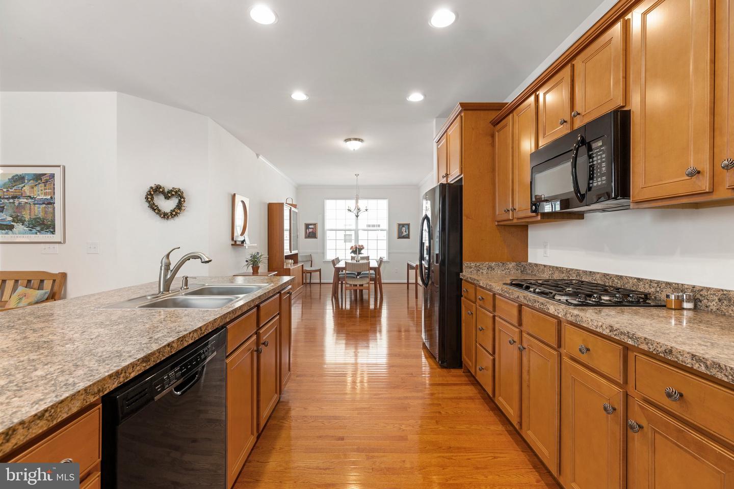 10 Dabney Ct
