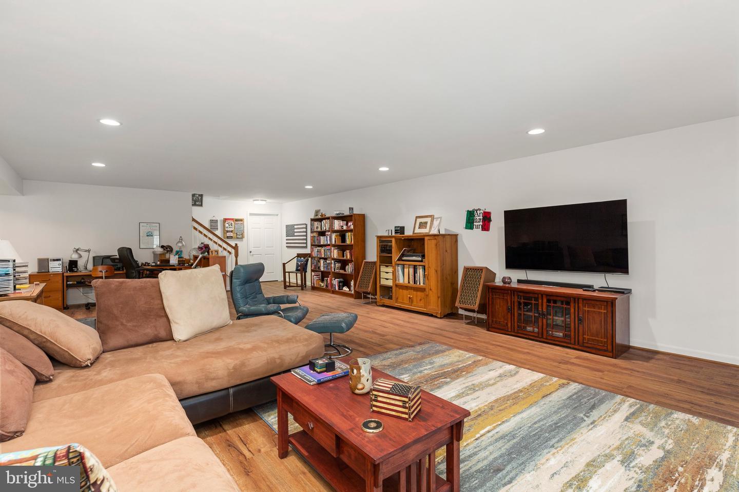 10 Dabney Ct