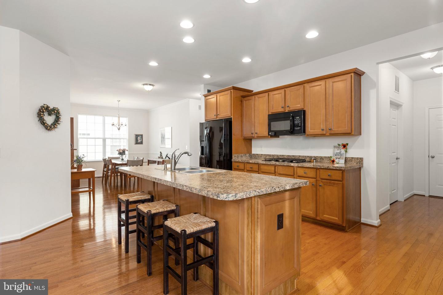 10 Dabney Ct