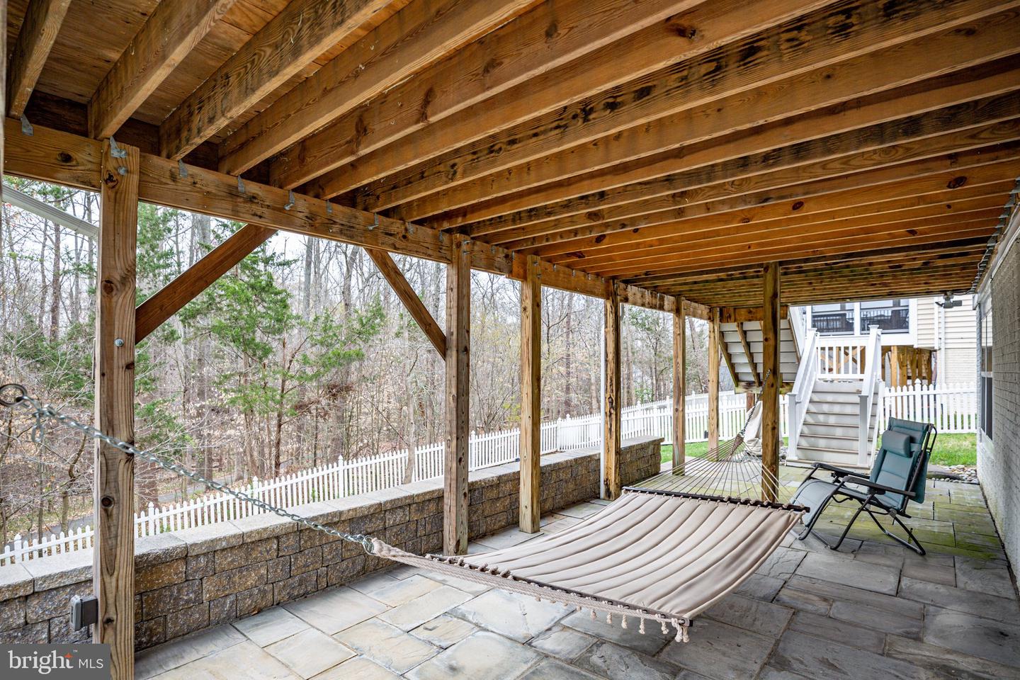 10 Dabney Ct