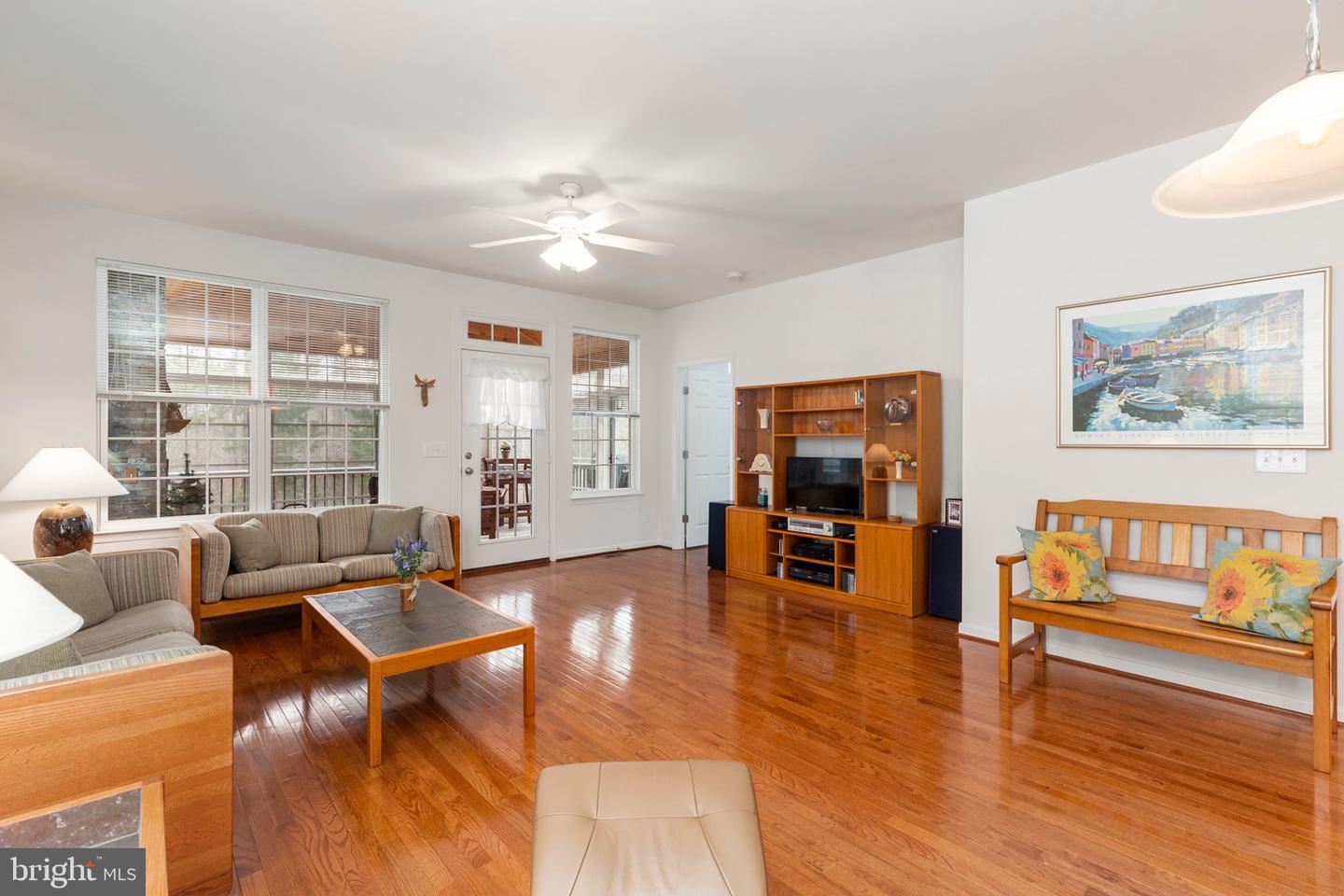 10 Dabney Ct