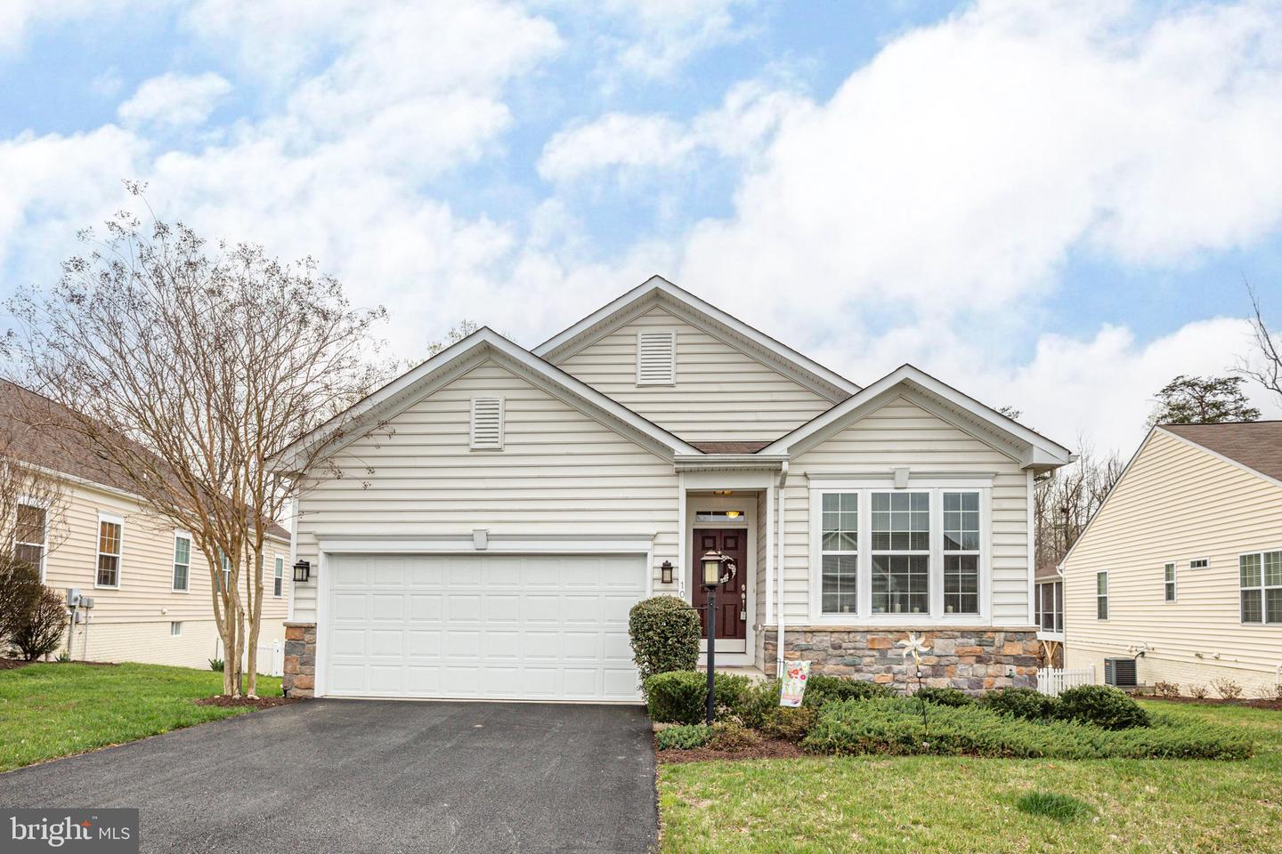 10 Dabney Ct