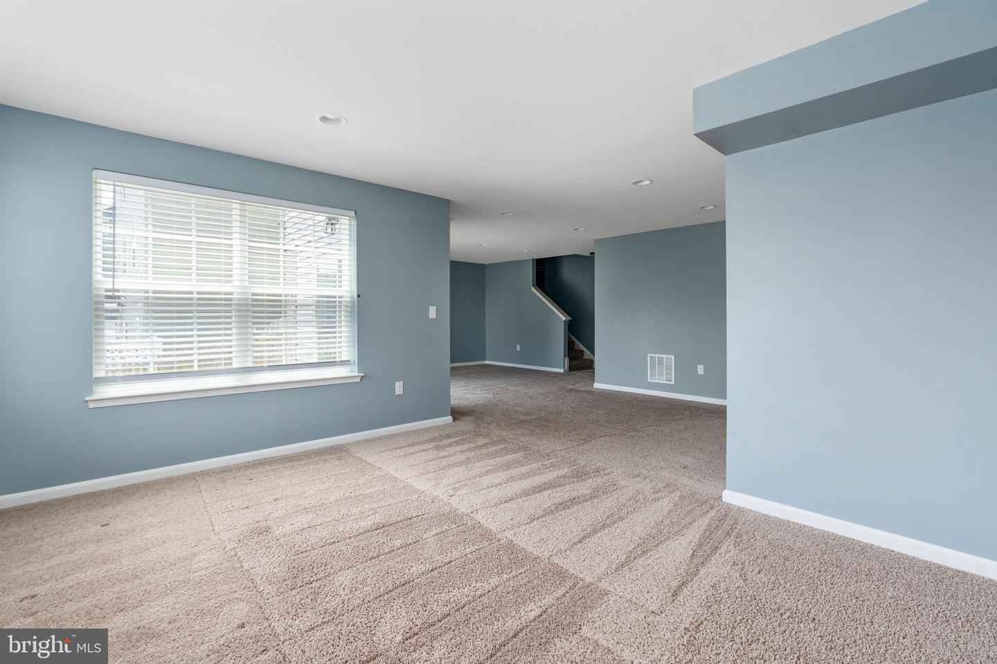 37 Clear Spring Ln