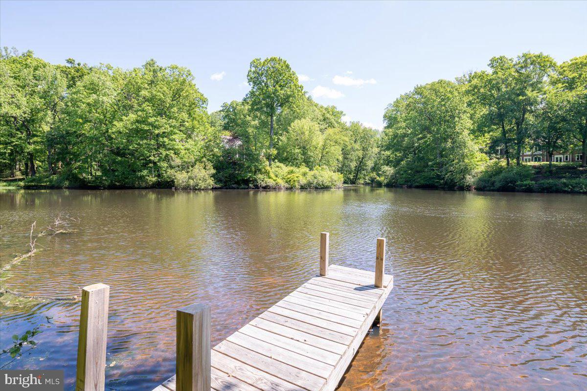 117 Lake Shore Dr