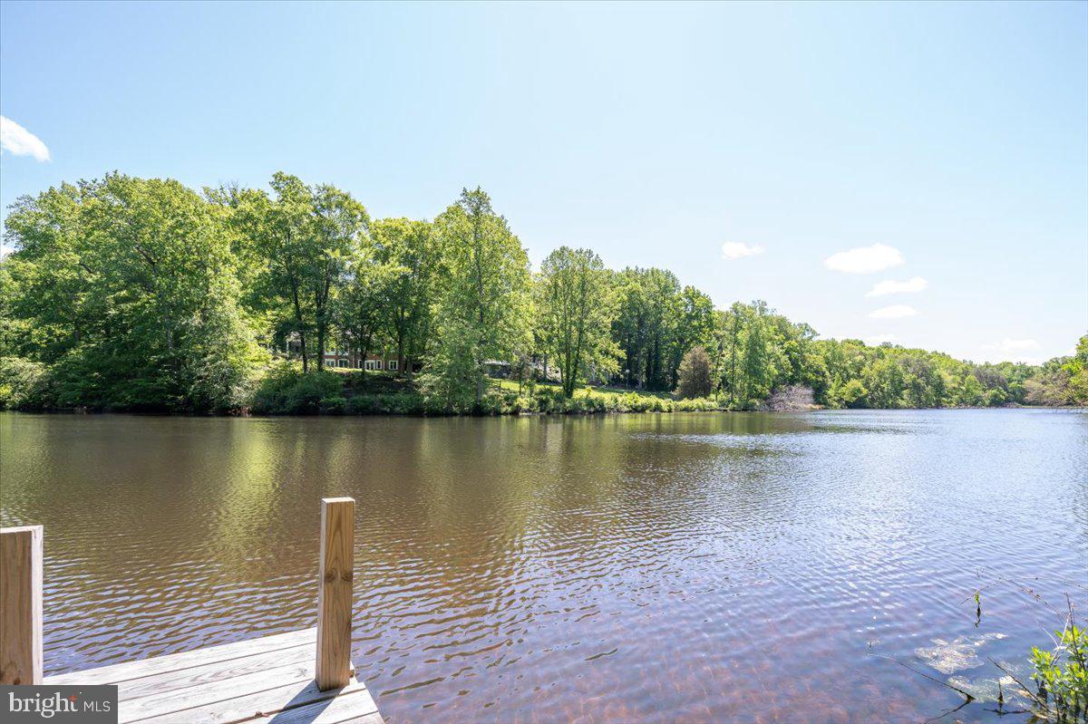 117 Lake Shore Dr