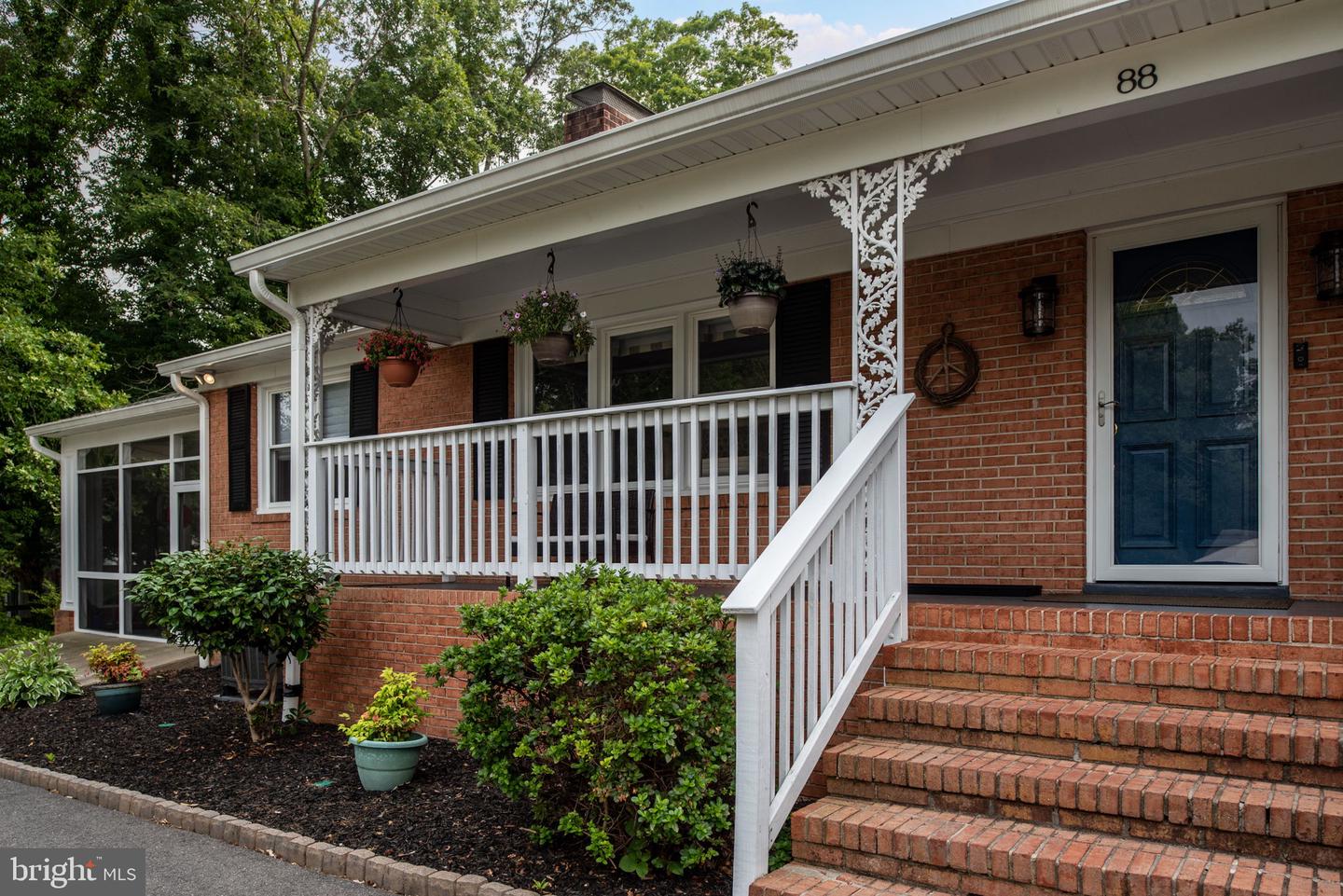 88 Colebrook Rd
