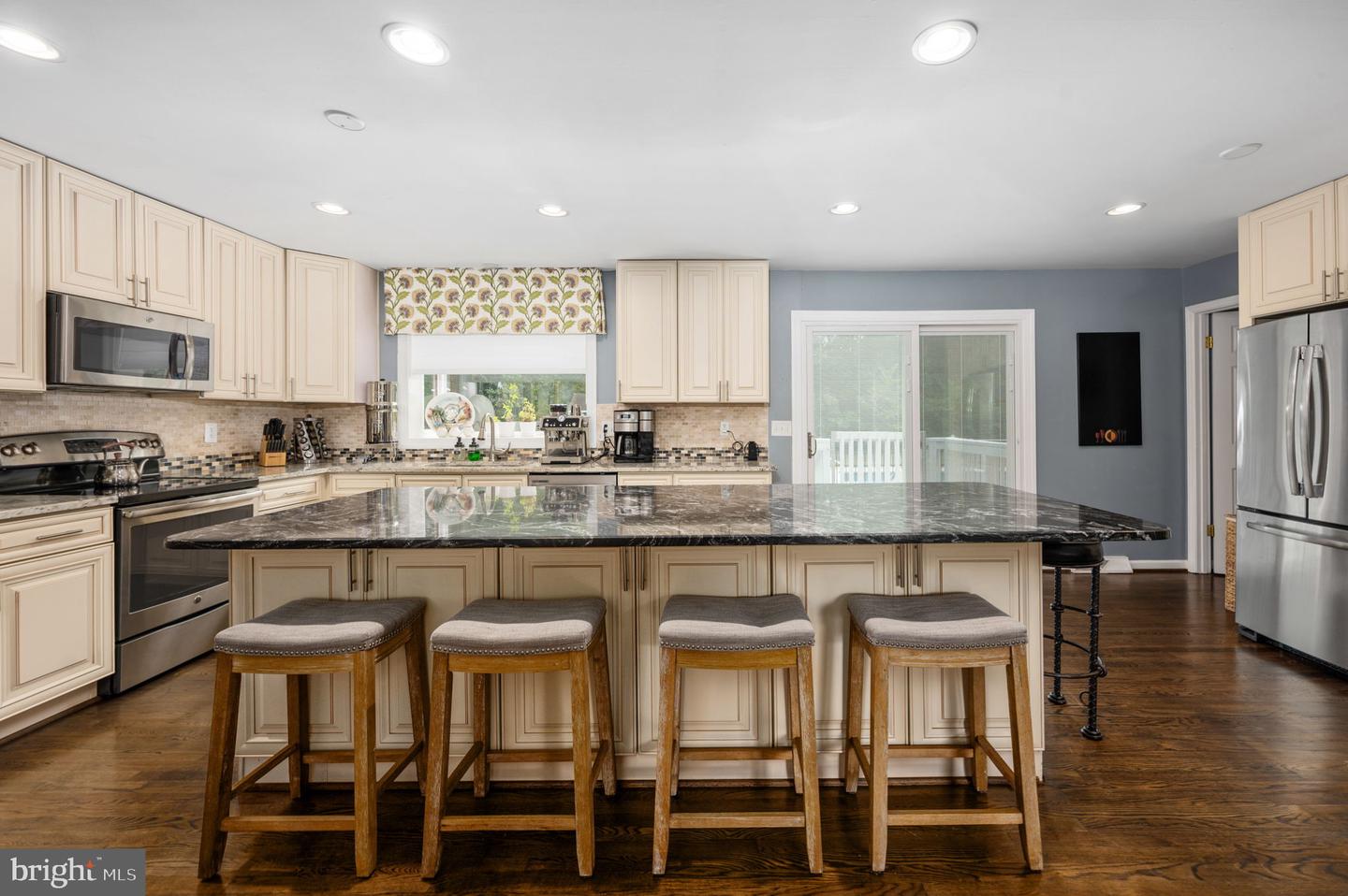 88 Colebrook Rd