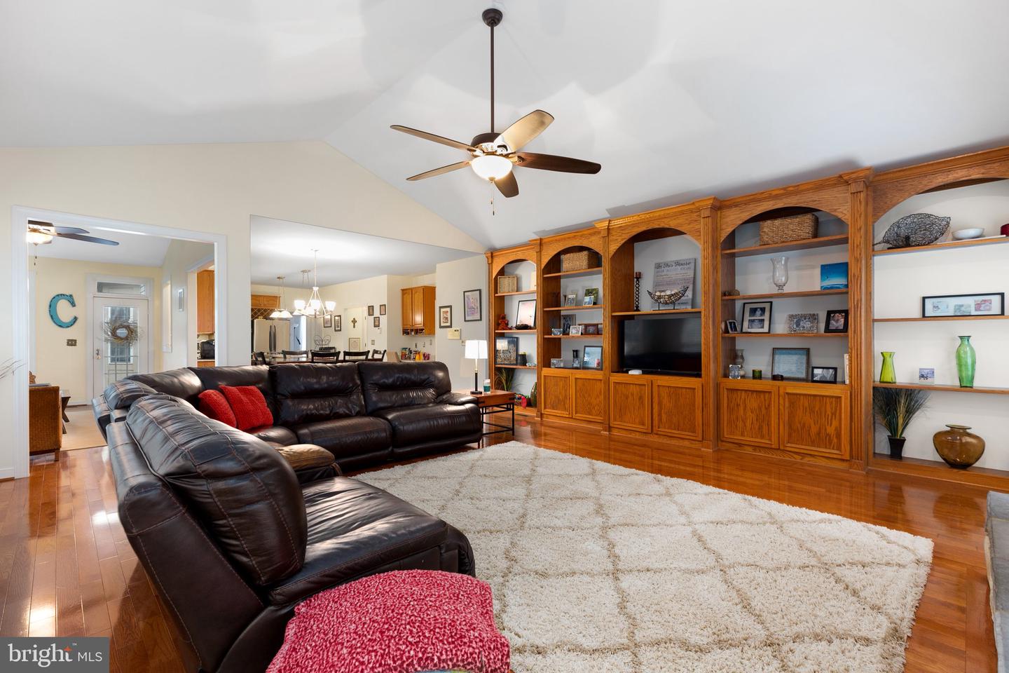 3 Cattail Ct