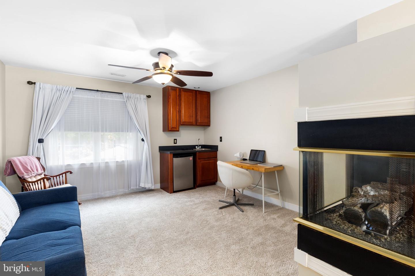 3 Cattail Ct