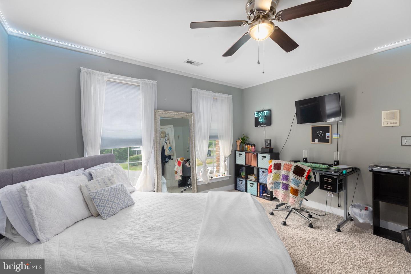 3 Cattail Ct