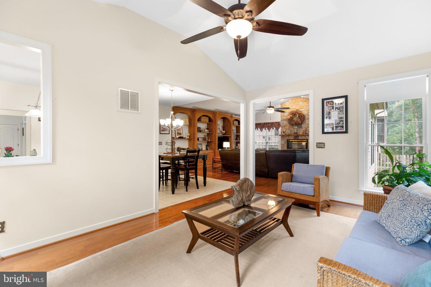 3 Cattail Ct