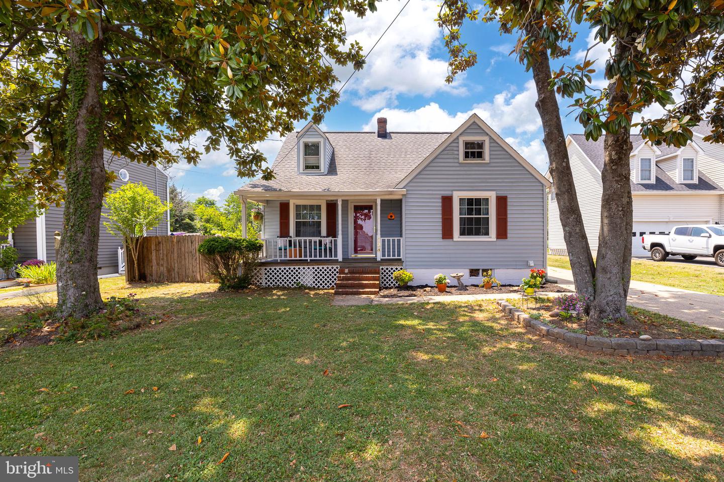 124 Greenway St