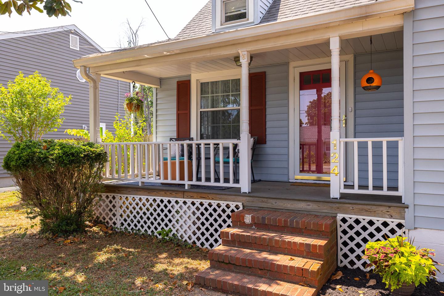 124 Greenway St