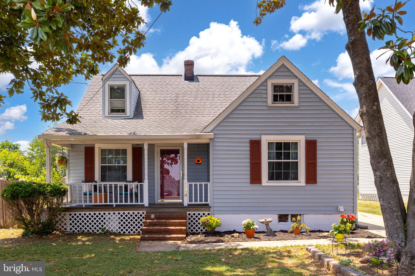 124 Greenway St
