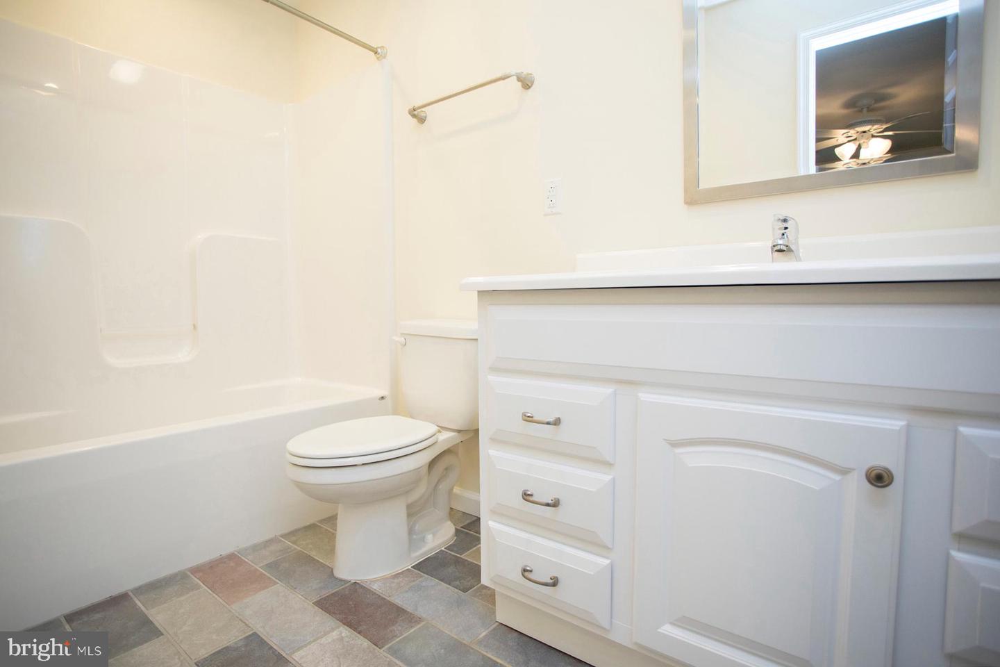 312 Bridgewater Cir