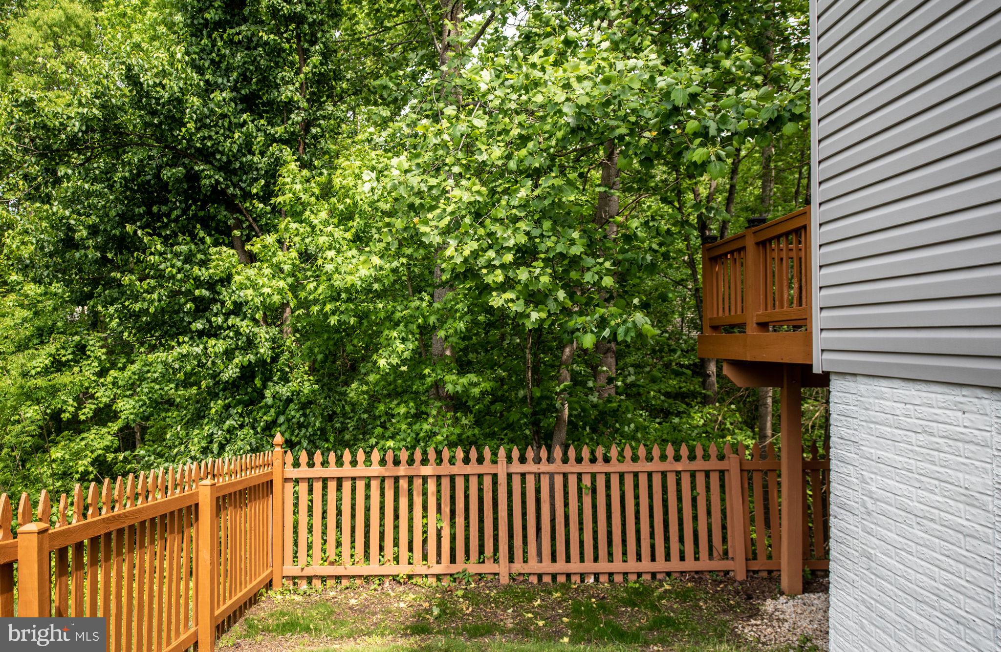 2 Newport Ct