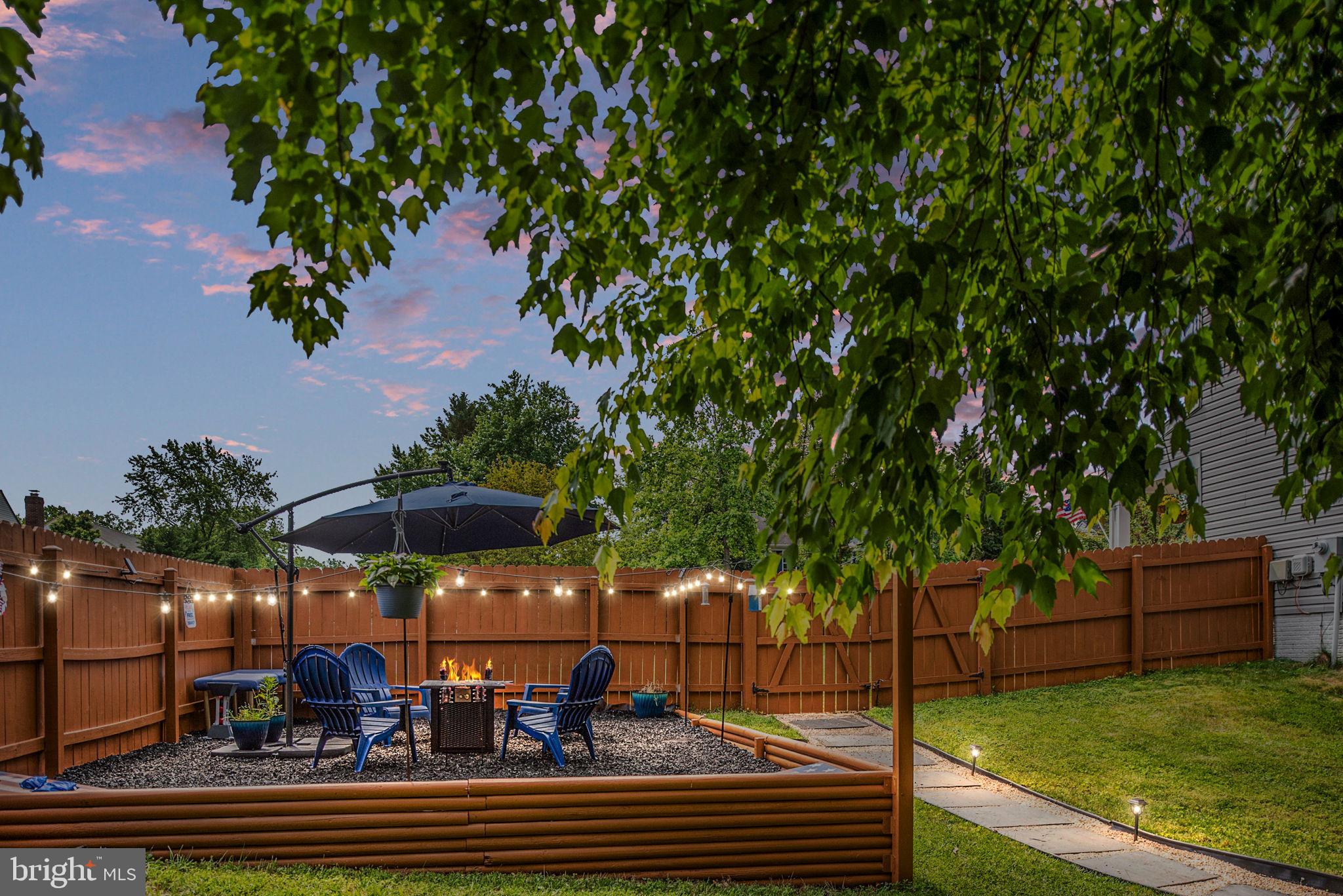 2 Newport Ct