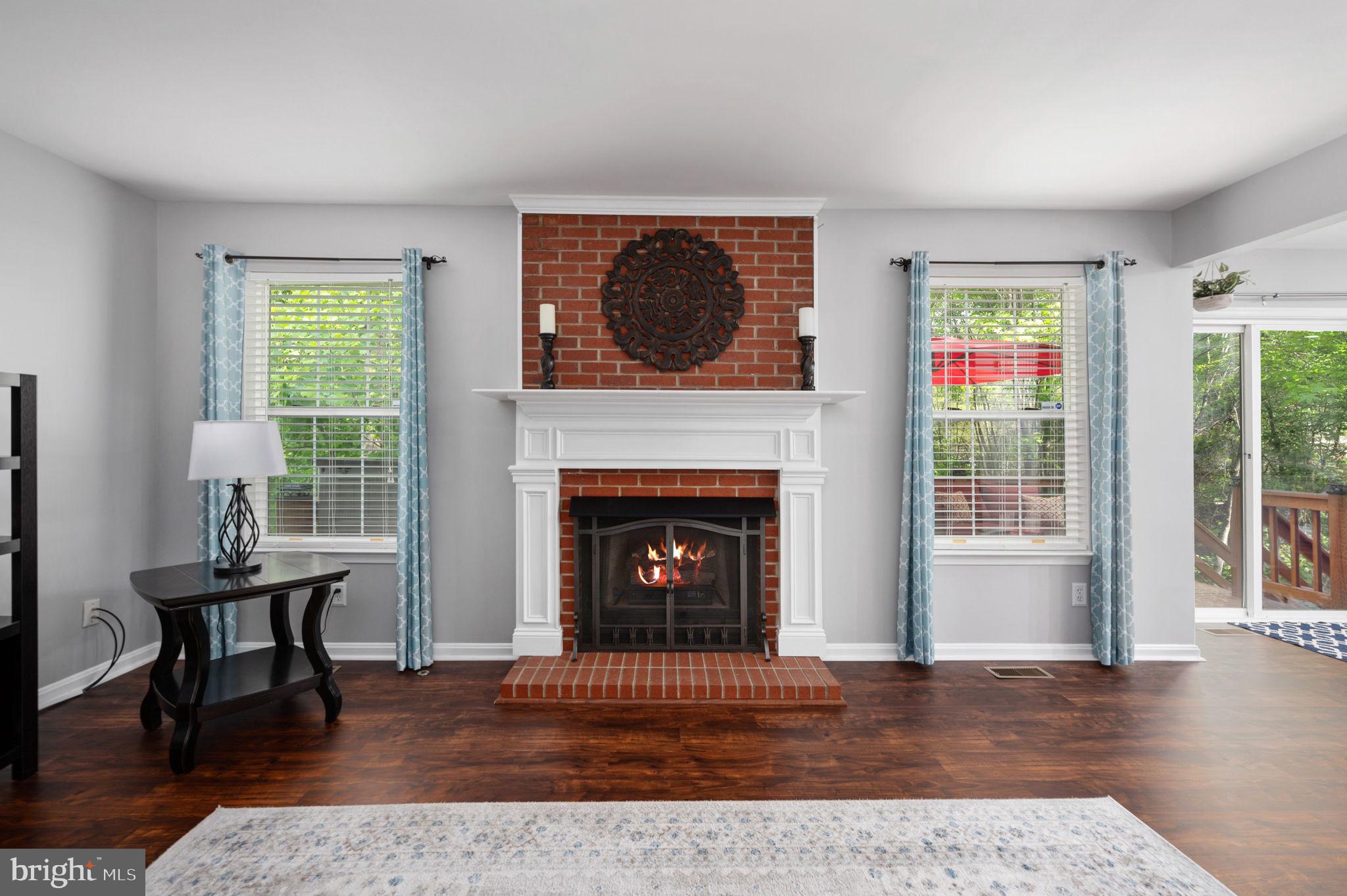 2 Newport Ct