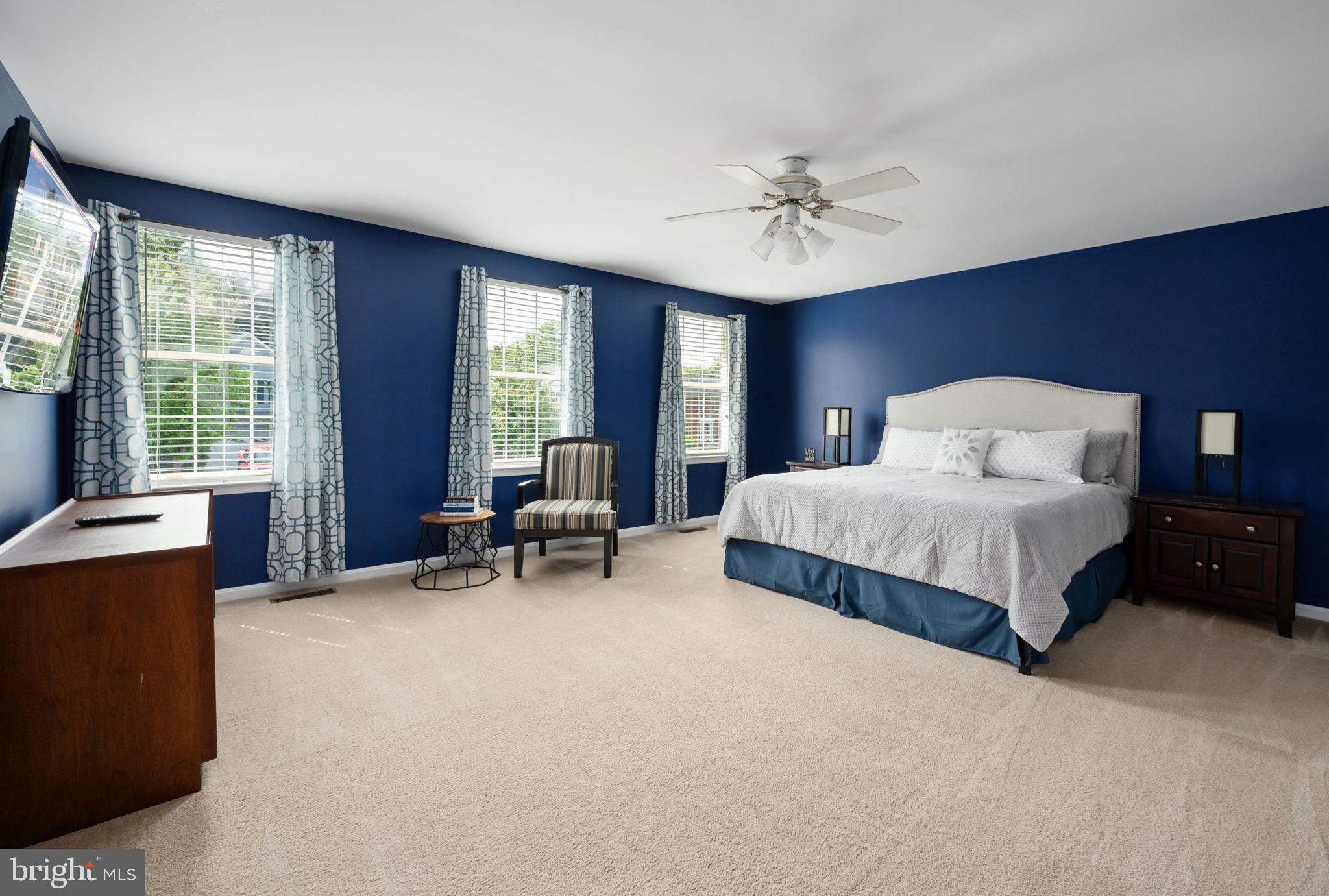 2 Newport Ct