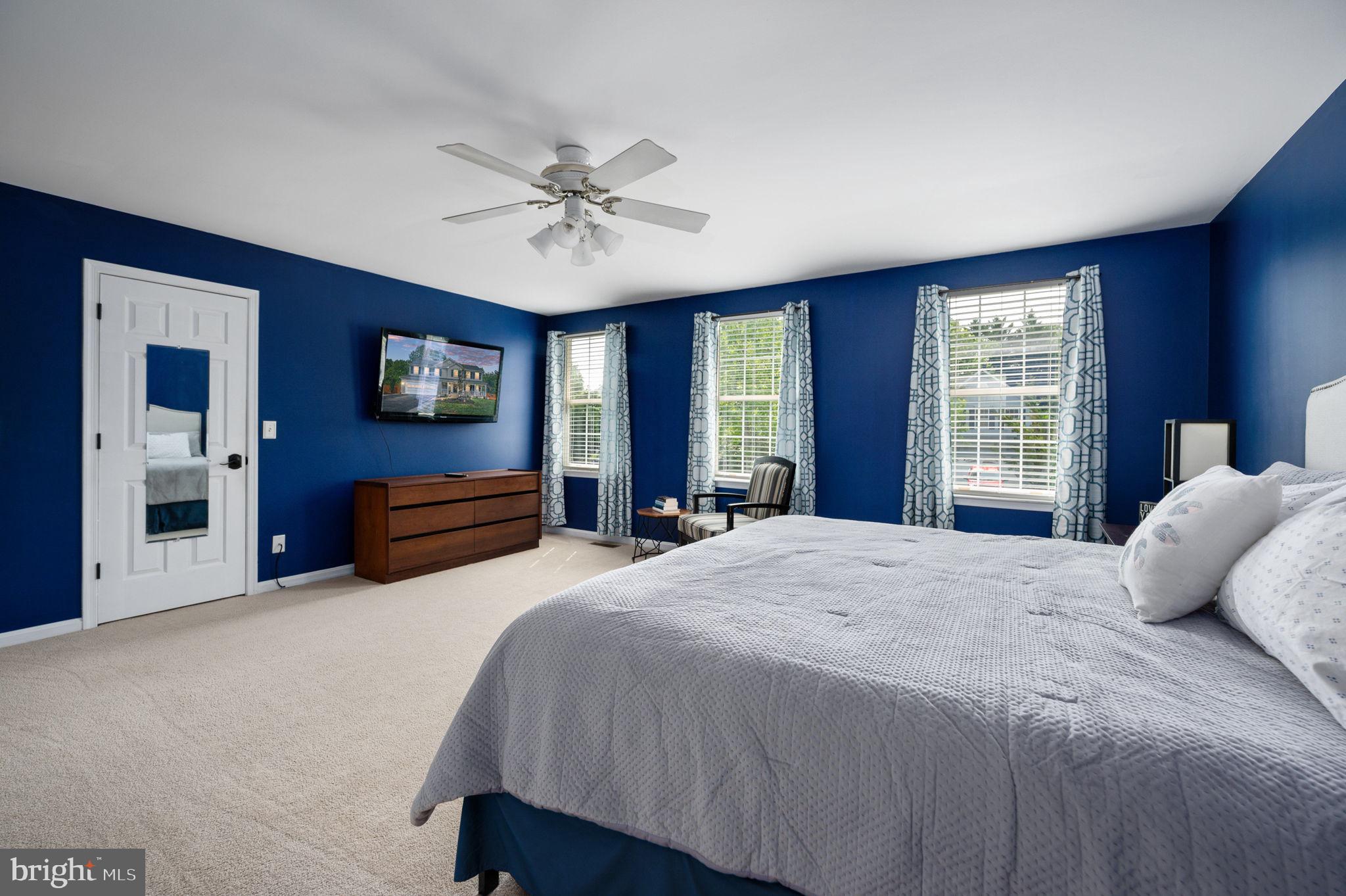 2 Newport Ct