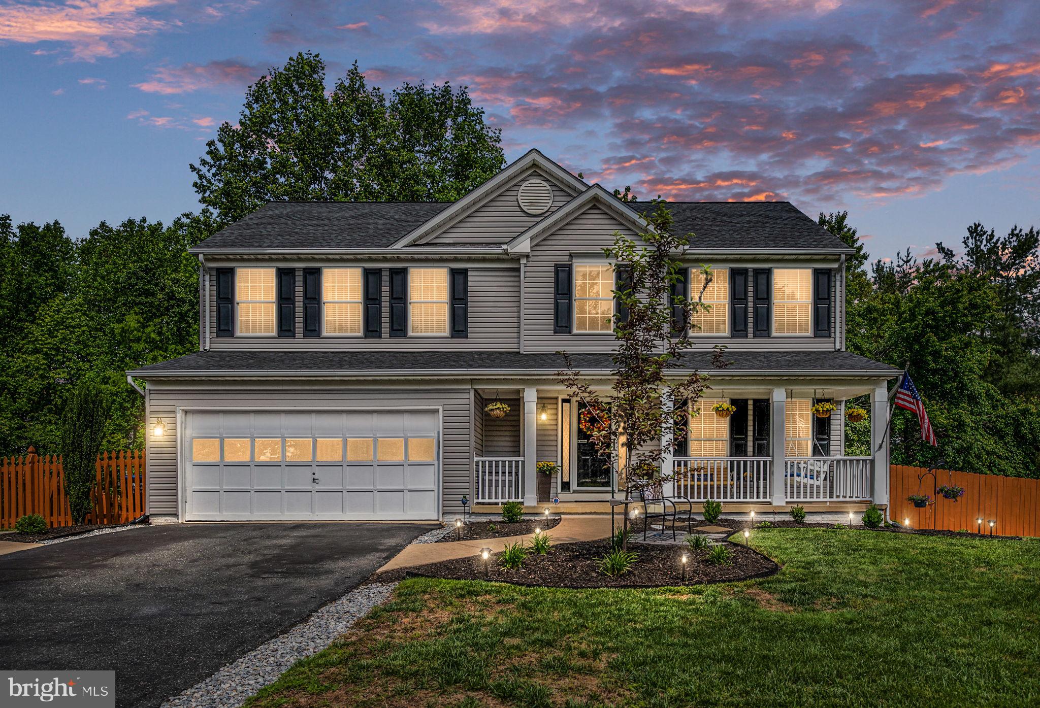 2 Newport Ct