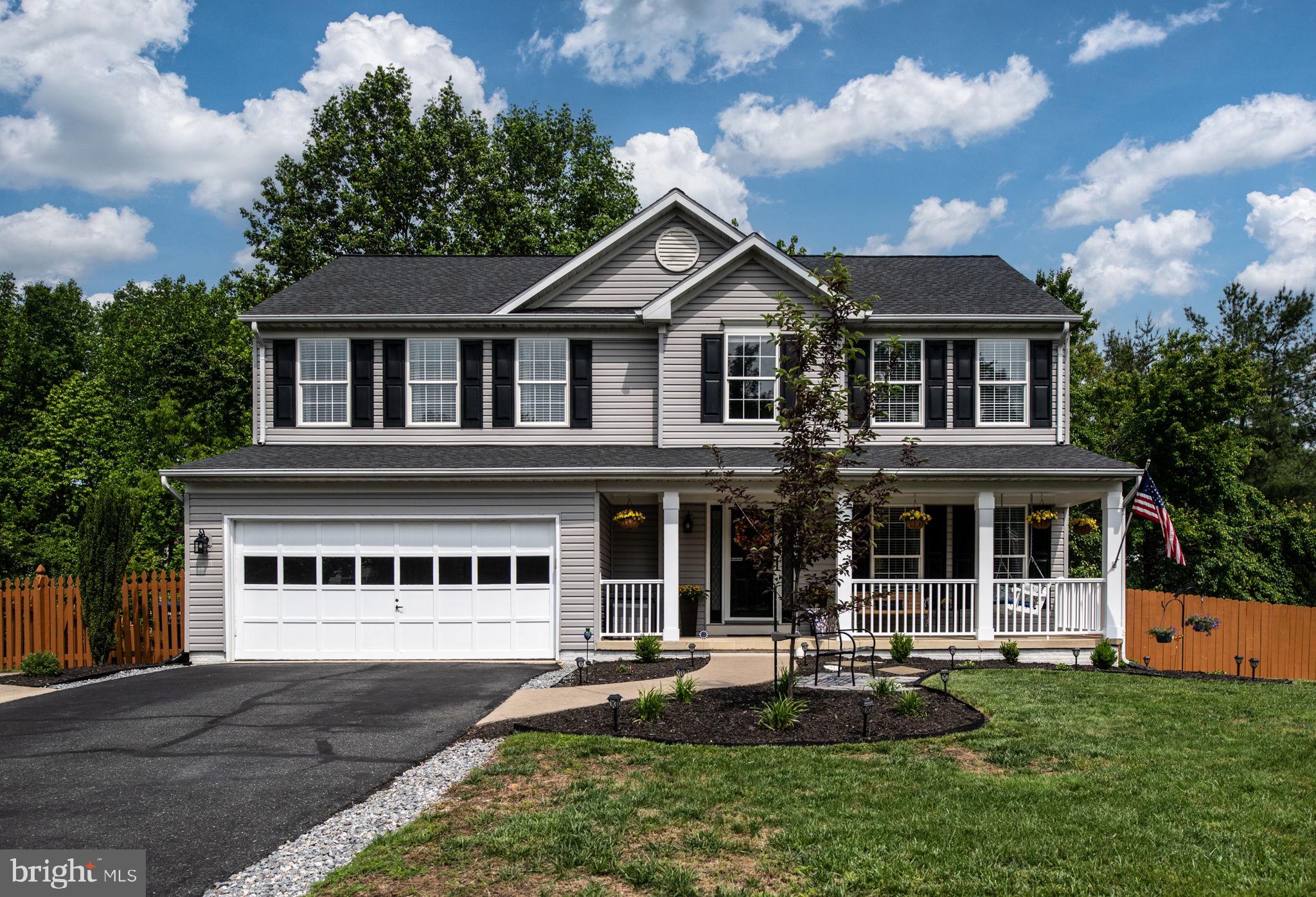 2 Newport Ct