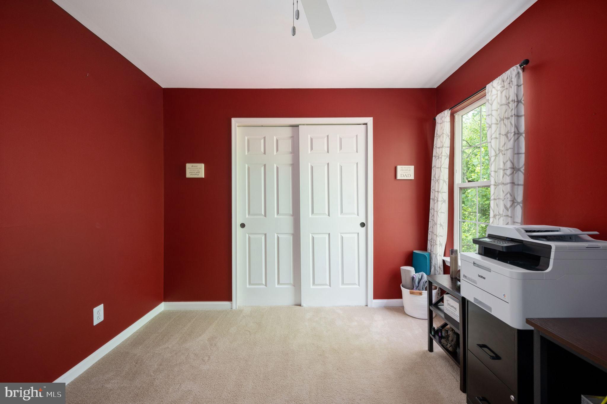 2 Newport Ct