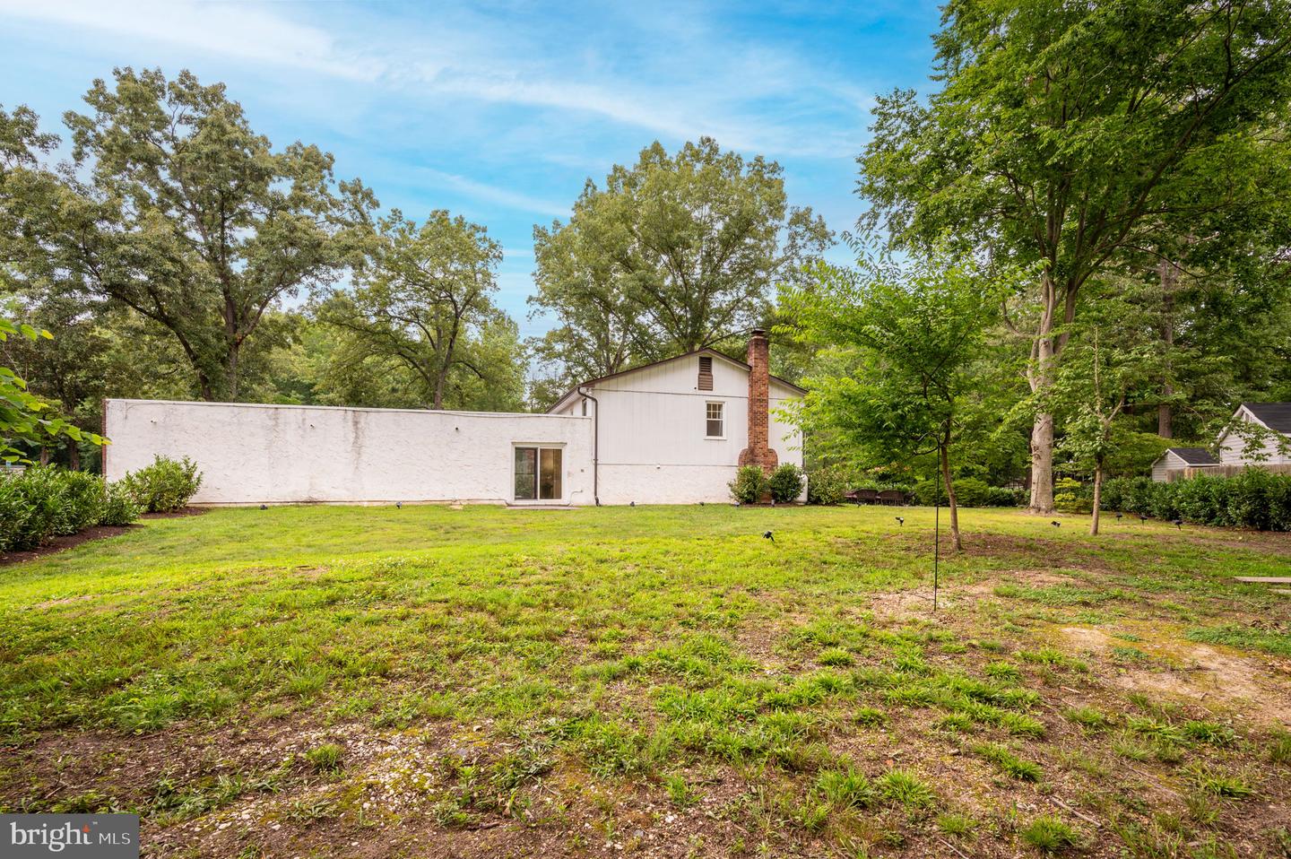 1035 Aquia Dr