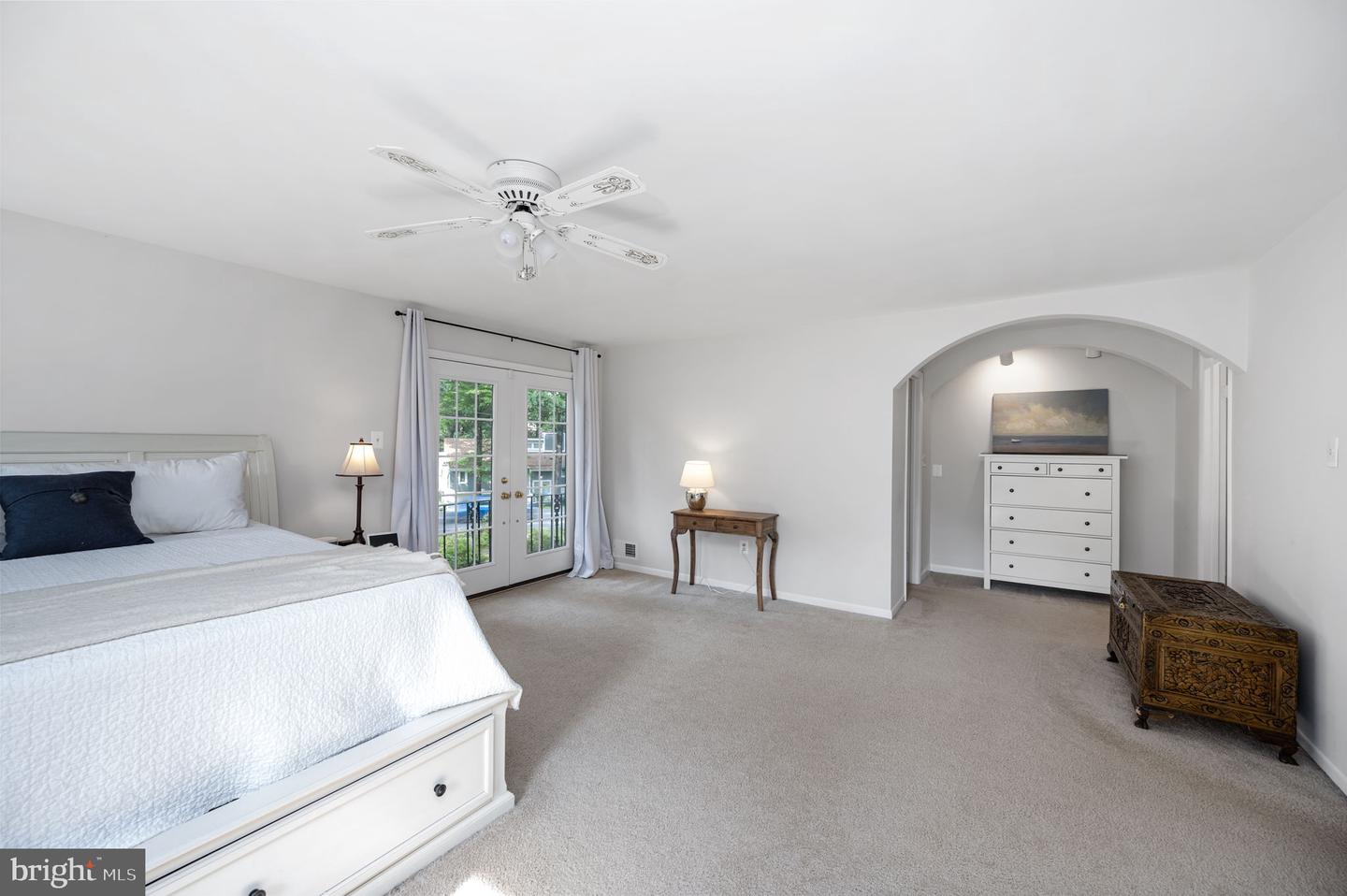 1035 Aquia Dr