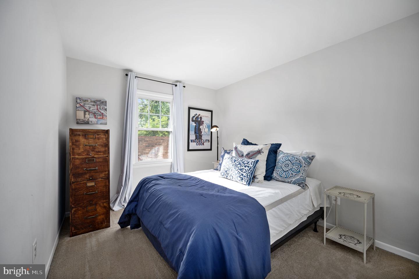 1035 Aquia Dr