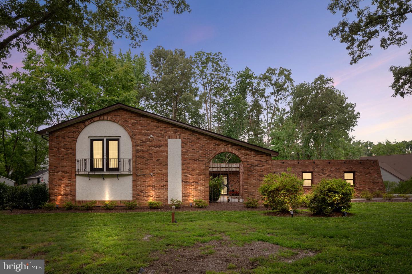 1035 Aquia Dr