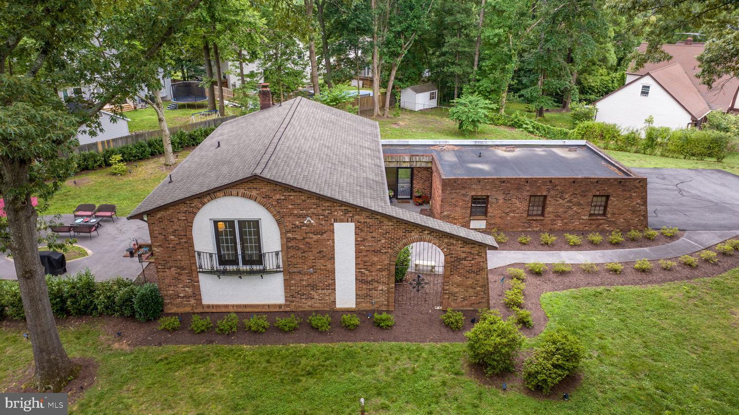 1035 Aquia Dr